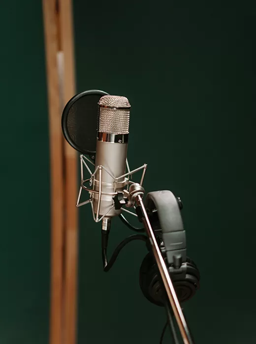 vo artists Creative Design Studio & Media Production Studio in Delhi